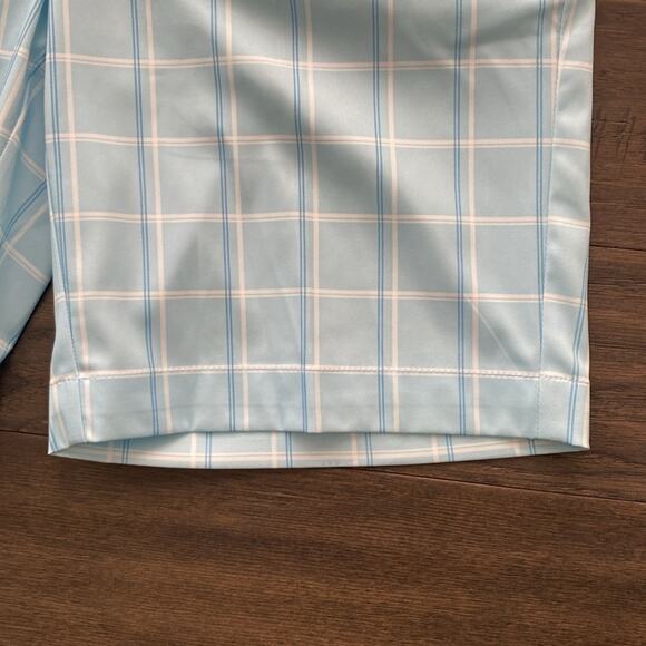 GREG NORMAN Plaid Golf Short Mens Sz 32 Blue White Flat Front - Picture 4 of 5